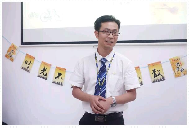 雖然你們畢業了,但只要翔天信鴿這個學校在,你們的家就在