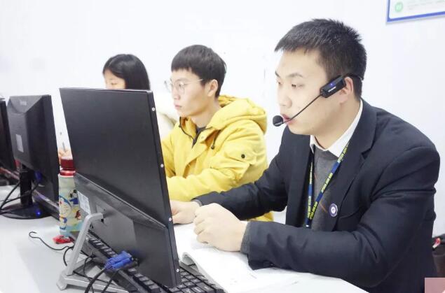 北大青鳥鄭州翔天信鴿校區(qū)名師浮立路老師專訪