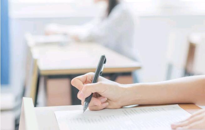 2019年高考的人很爽