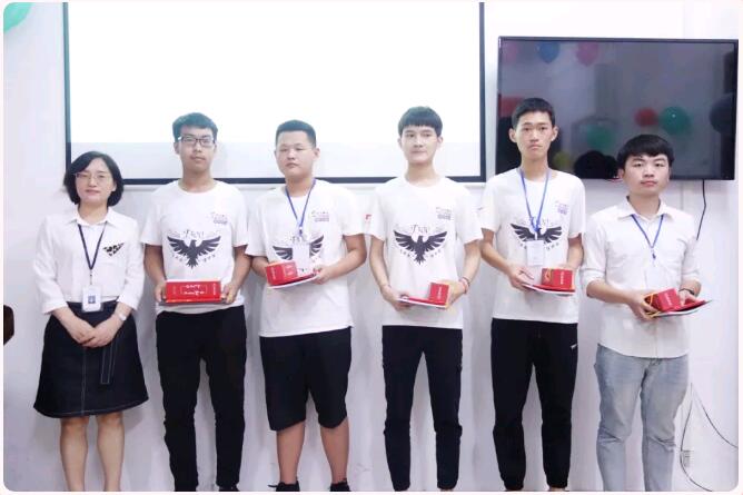 鄭州北大青鳥翔天信鴿ACCPT300班級家長會圓滿召開