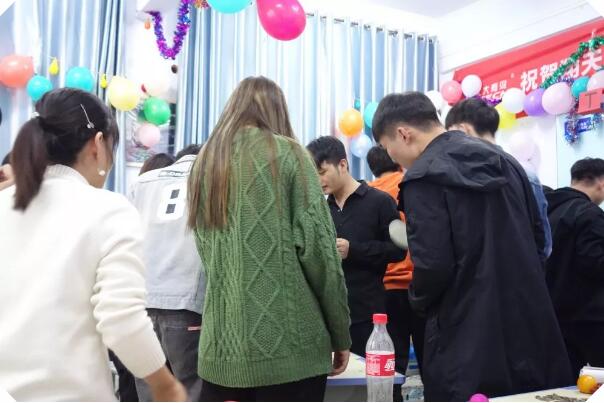 鄭州北大青鳥翔天信鴿B359班畢業(yè)典禮:離別是為了更好的相遇