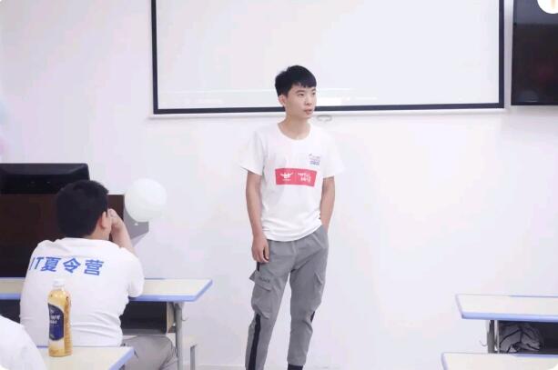 鄭州北大青鳥翔天信鴿夏令營(yíng)第一期圓滿結(jié)束