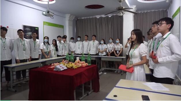 鄭州北大青鳥翔天信鴿星途社結訓典禮