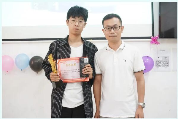 鄭州北大青鳥翔天信鴿2020年第一期IT夏令營圓滿閉營