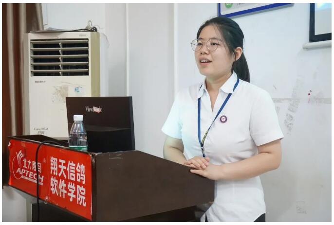 鄭州北大青鳥翔天信鴿A317班PPT大賽:從0 開始,你也可以成為技術大拿