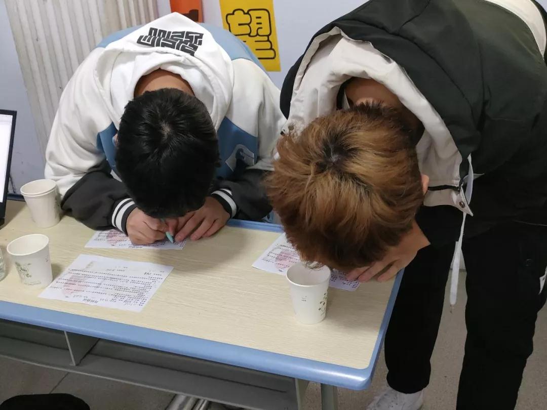 鄭州北大青鳥翔天信鴿T328班拜師大會