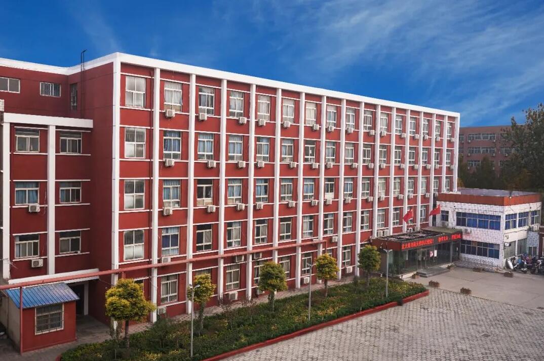 鄭州北大青鳥翔天信鴿學校到底怎么樣,真實評價?