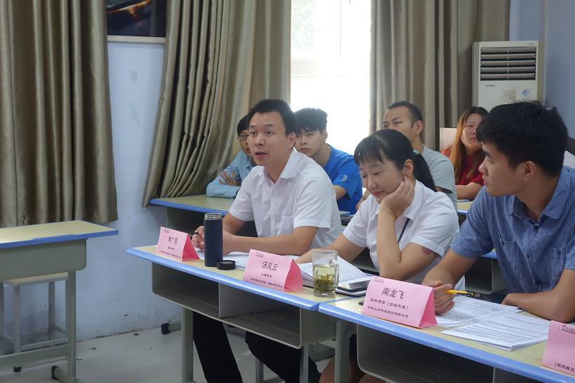 鄭州北大青鳥翔天信鴿校區第三季度就業面試大賽